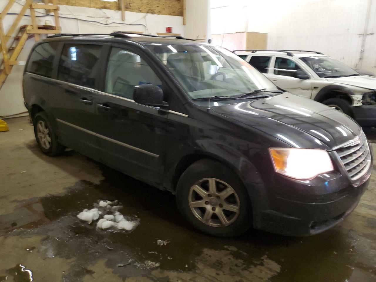 2A8HR54129R577827 2009 Chrysler Town & Country Touring