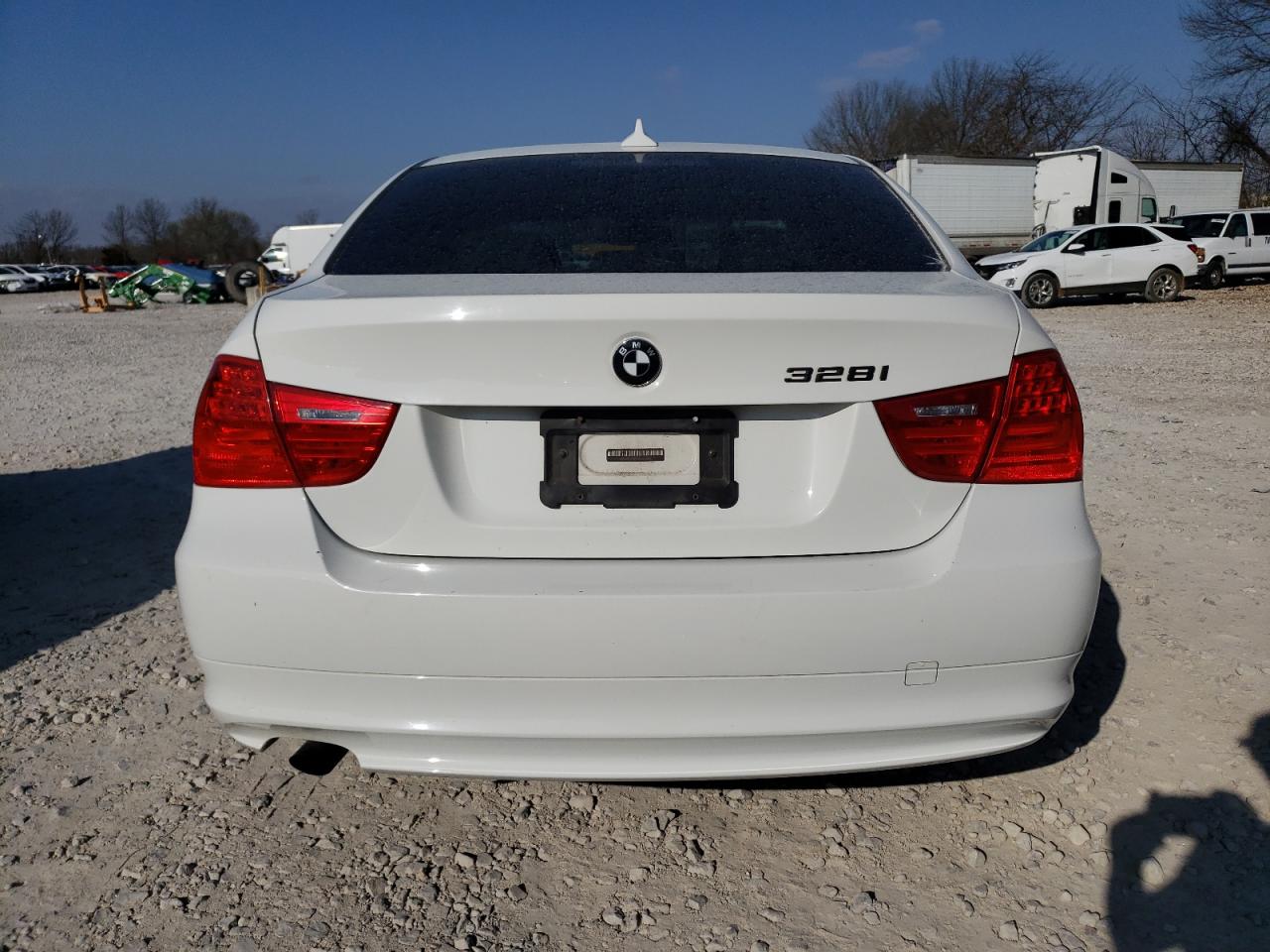 WBAPH775X9NM31606 2009 BMW 328 I