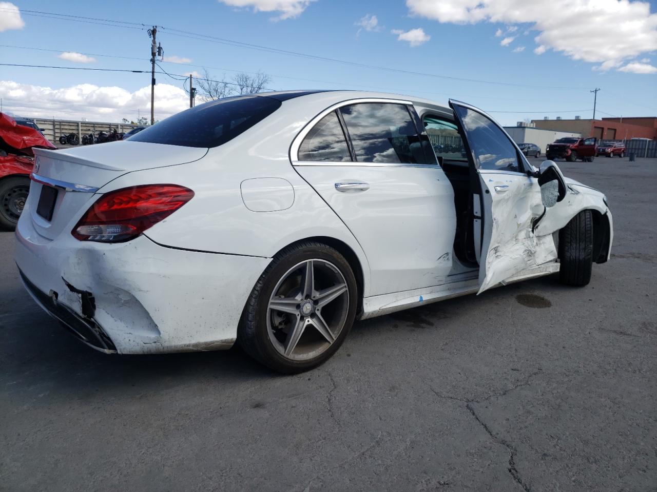 55SWF4JB5GU163835 2016 Mercedes-Benz C 300