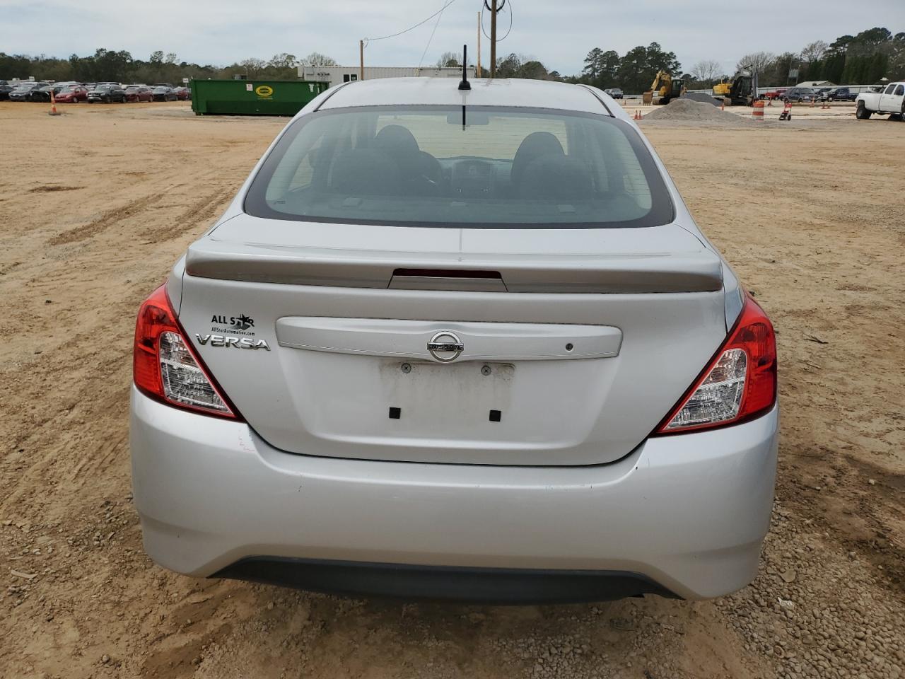 3N1CN7AP8JL856057 2018 Nissan Versa S