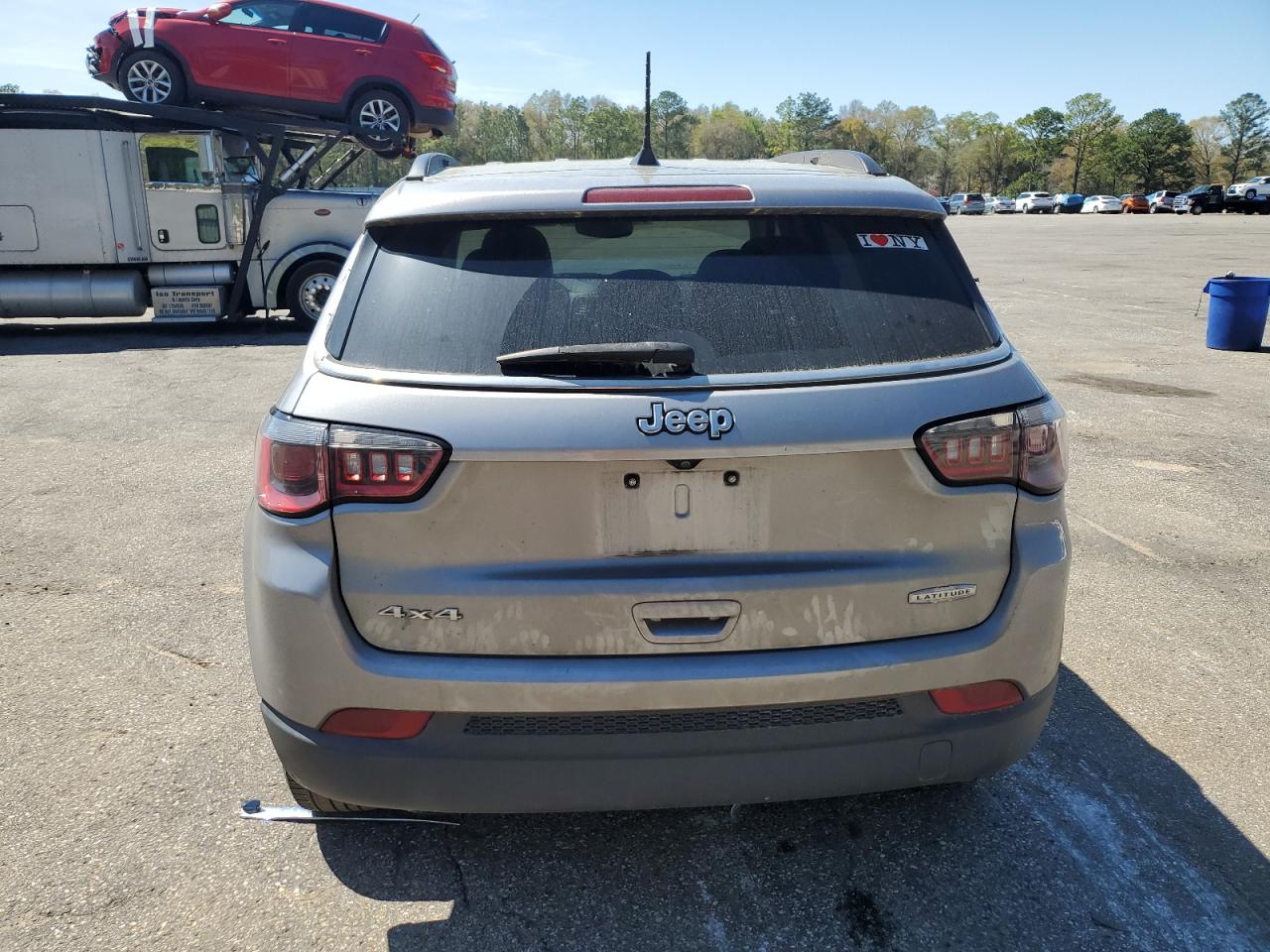 2018 Jeep Compass Latitude vin: 3C4NJDBB9JT360736