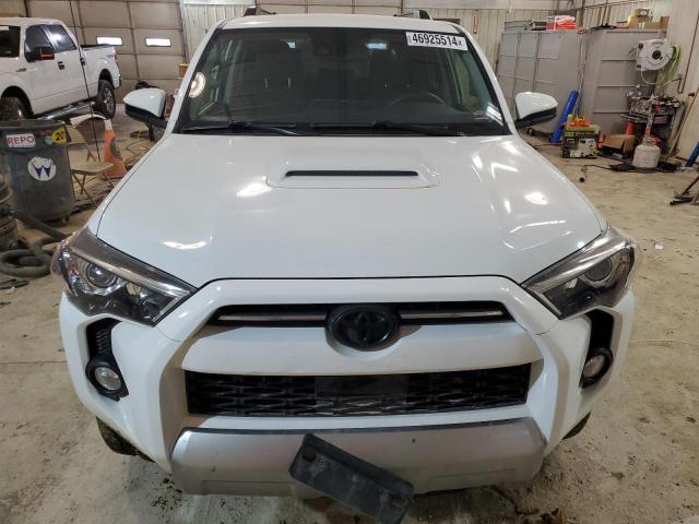 2020 TOYOTA 4RUNNER SR - JTEBU5JR2L5827816