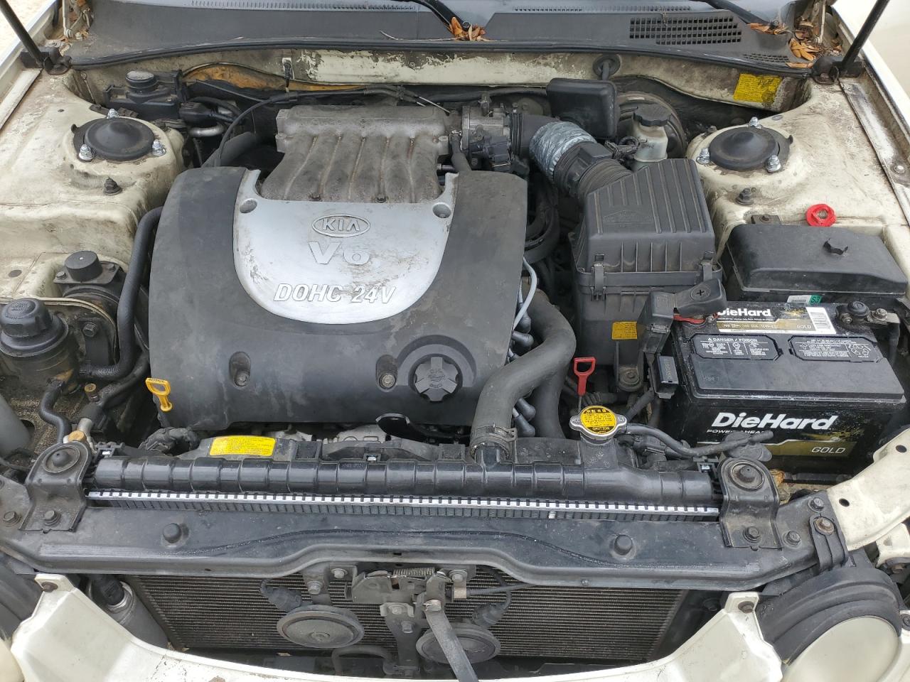 KNAGD128245358105 2004 Kia Optima Lx