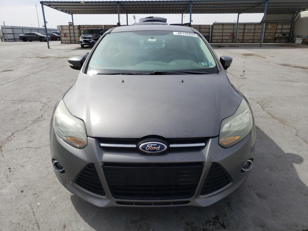 1FADP3N22EL267161 2014 Ford Focus Titanium