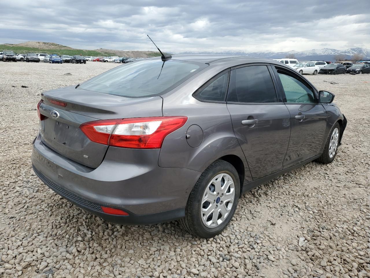 1FAHP3F21CL290279 2012 Ford Focus Se