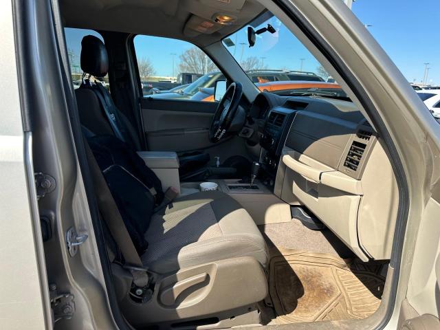 1J4PN2GK5AW147930 2010 Jeep Liberty Sport