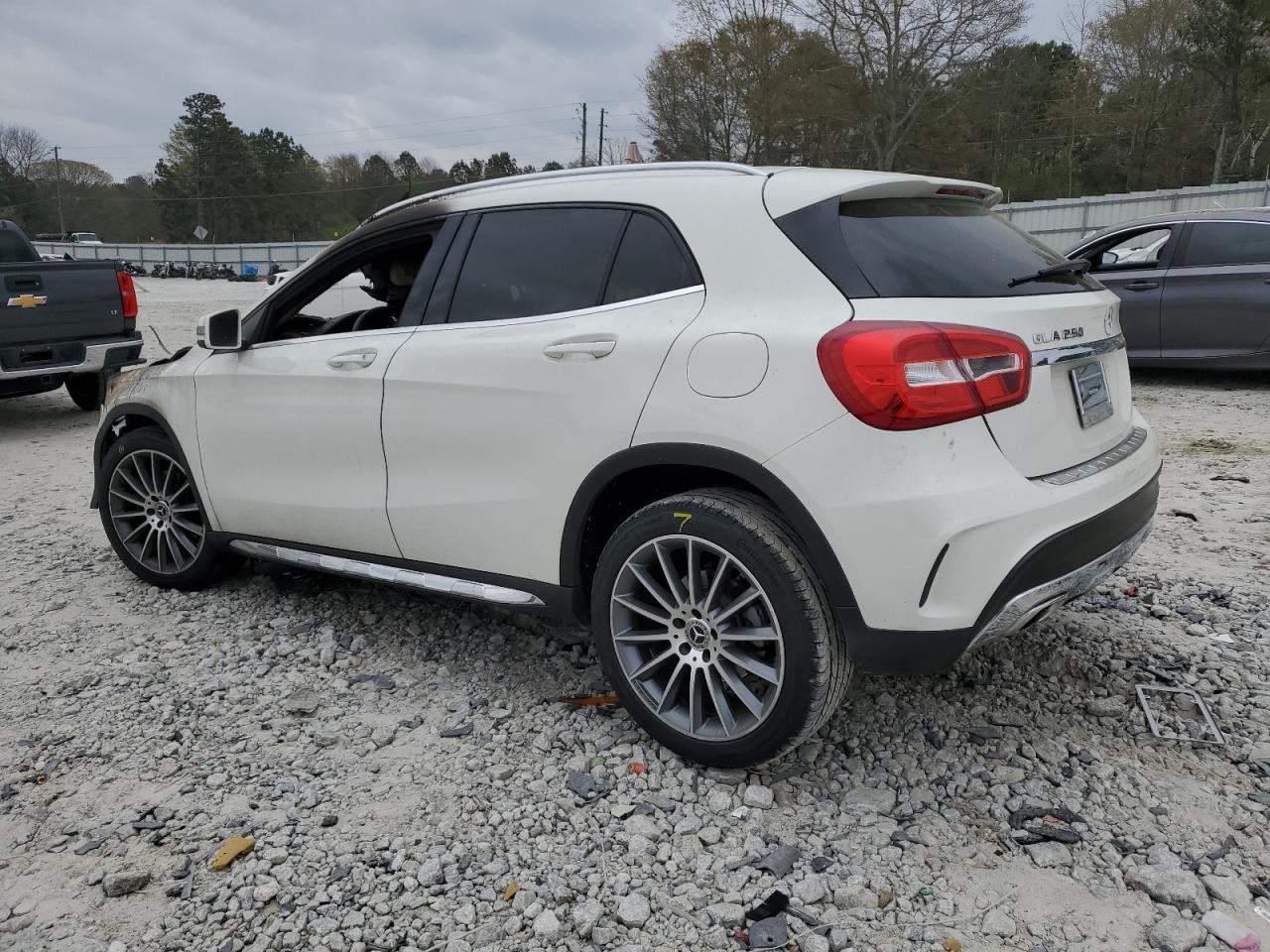 2018 Mercedes-Benz Gla 250 vin: WDCTG4EB7JJ449806