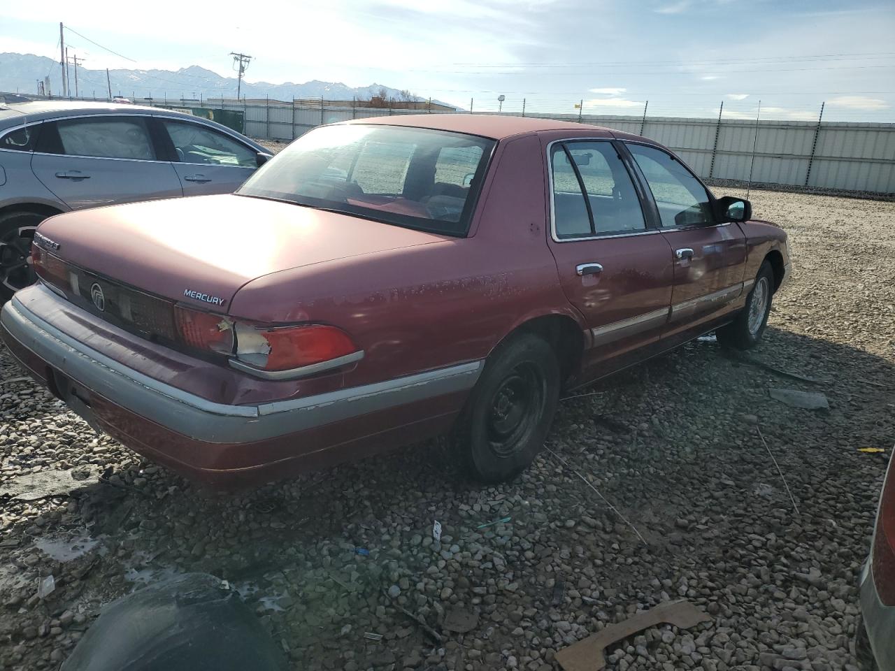 2MECM75W8NX632260 1992 Mercury Grand Marquis Ls