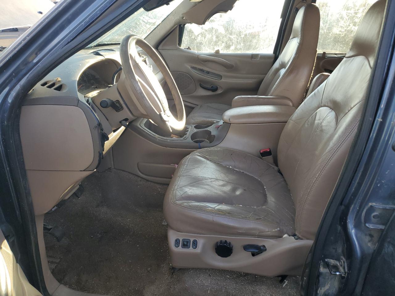 1FMPU18L0XLA00933 1999 Ford Expedition