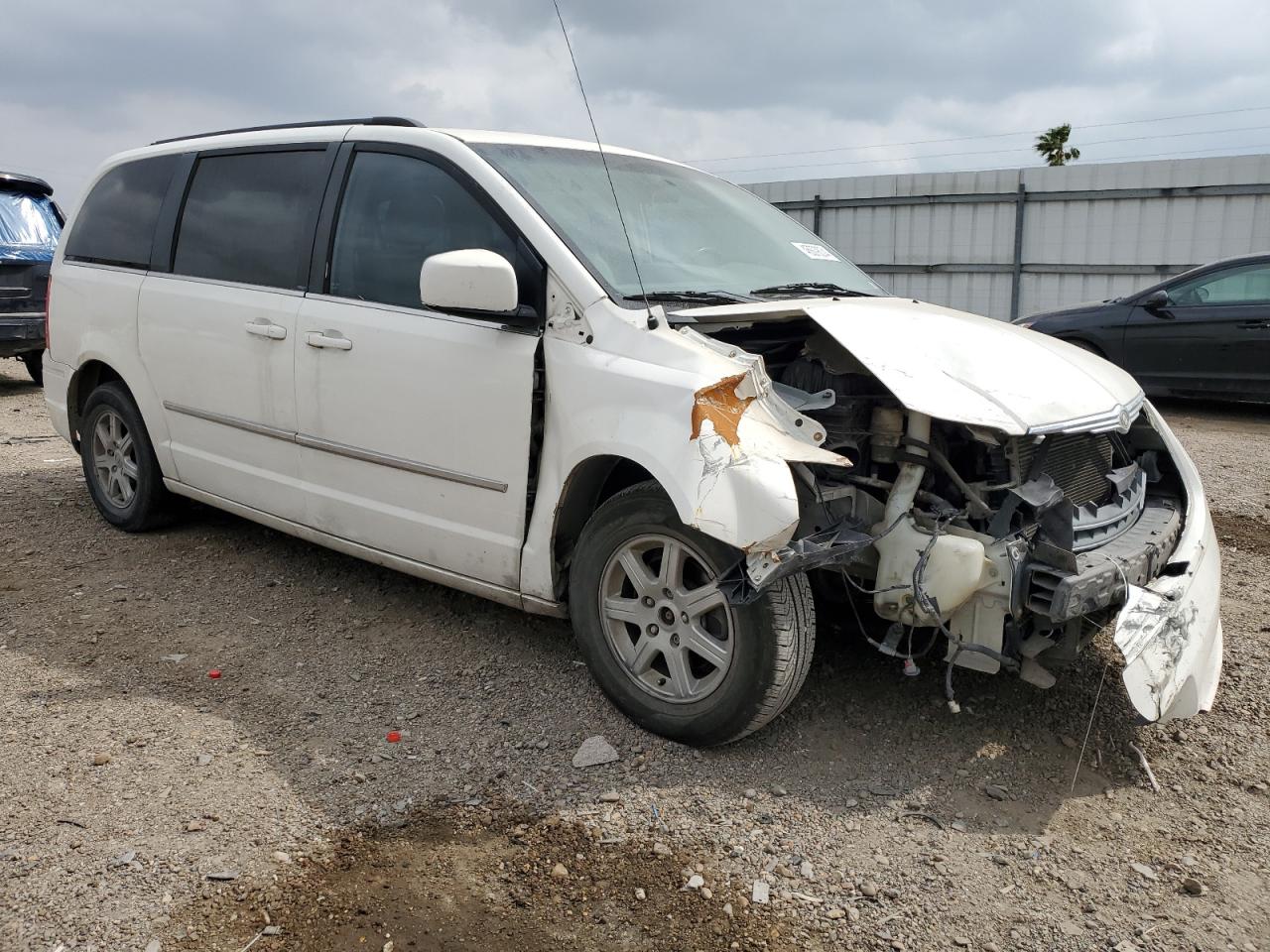 2A4RR5D12AR203907 2010 Chrysler Town & Country Touring