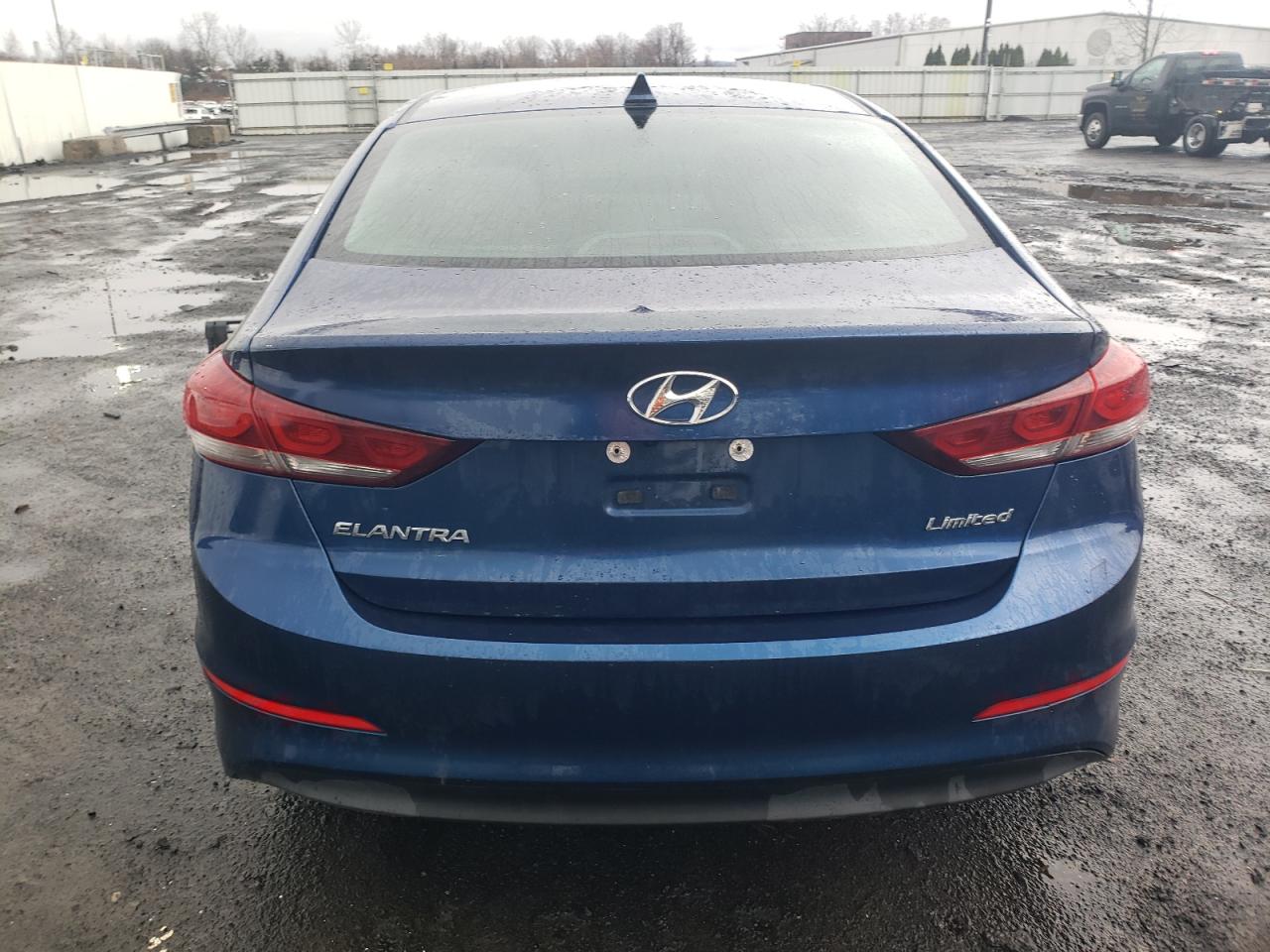 5NPD84LF8HH128891 2017 Hyundai Elantra Se