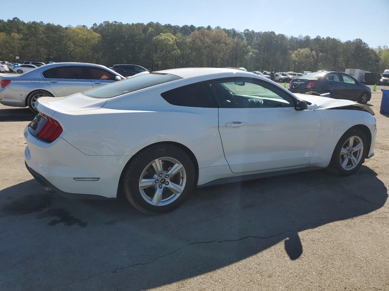 2018 Ford Mustang vin: 1FA6P8TH3J5101081