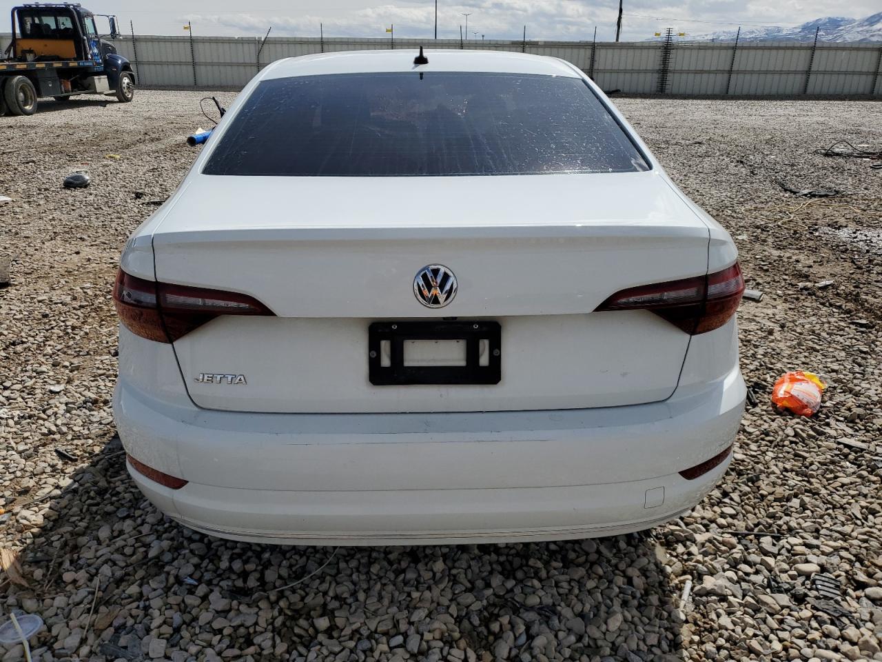 2019 Volkswagen Jetta S vin: 3VWC57BU6KM122138