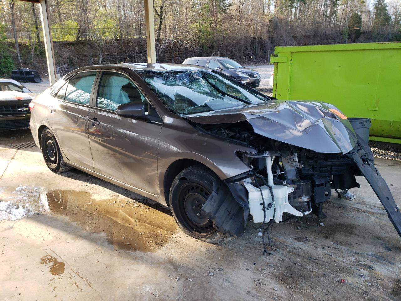 Lot #2517105107 2017 TOYOTA CAMRY LE