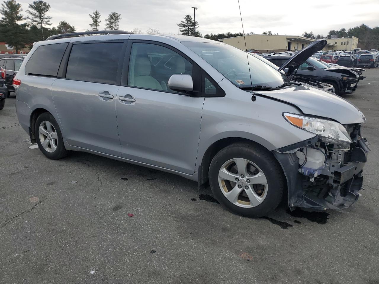 5TDKK3DC7CS226370 2012 Toyota Sienna Le