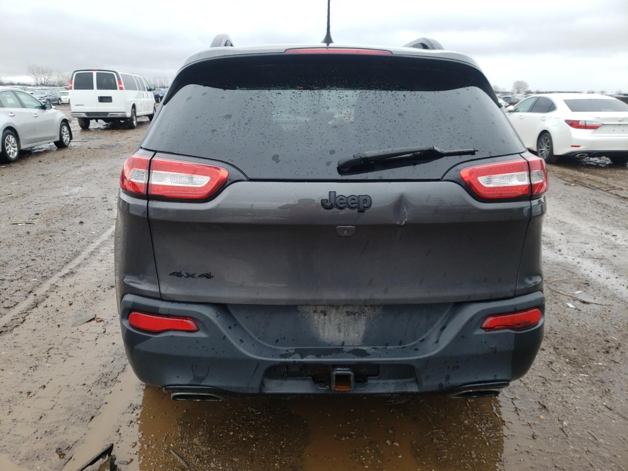 1C4PJMCSXGW164217 2016 Jeep Cherokee Latitude