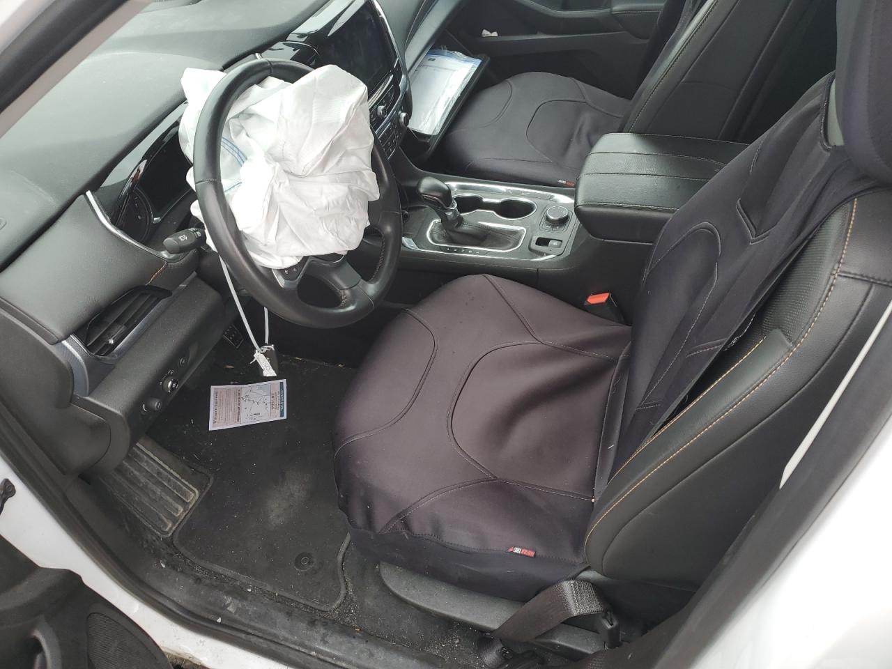 1GNEVKKW8MJ244605 2021 Chevrolet Traverse Premier