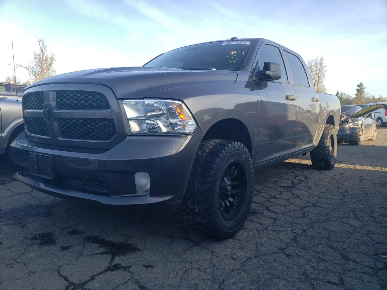 2016 Ram 1500 St vin: 3C6RR7KT2GG136916