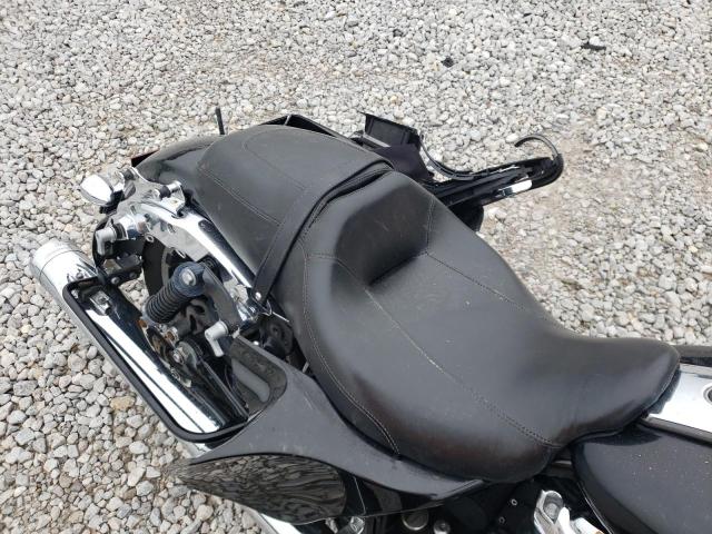 2017 HARLEY-DAVIDSON STREETGLID - 1HD1KRC19HB687579