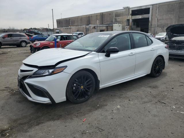 Lot #2486975403 2023 TOYOTA CAMRY XSE salvage car