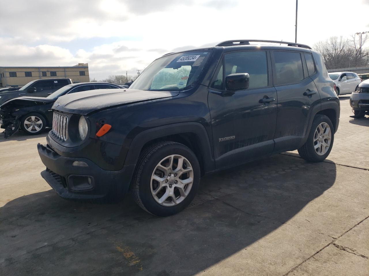 ZACCJABT2GPE12383 2016 Jeep Renegade Latitude