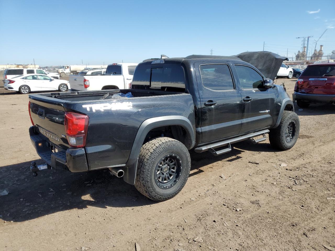 3TMCZ5AN3JM134607 2018 Toyota Tacoma Double Cab