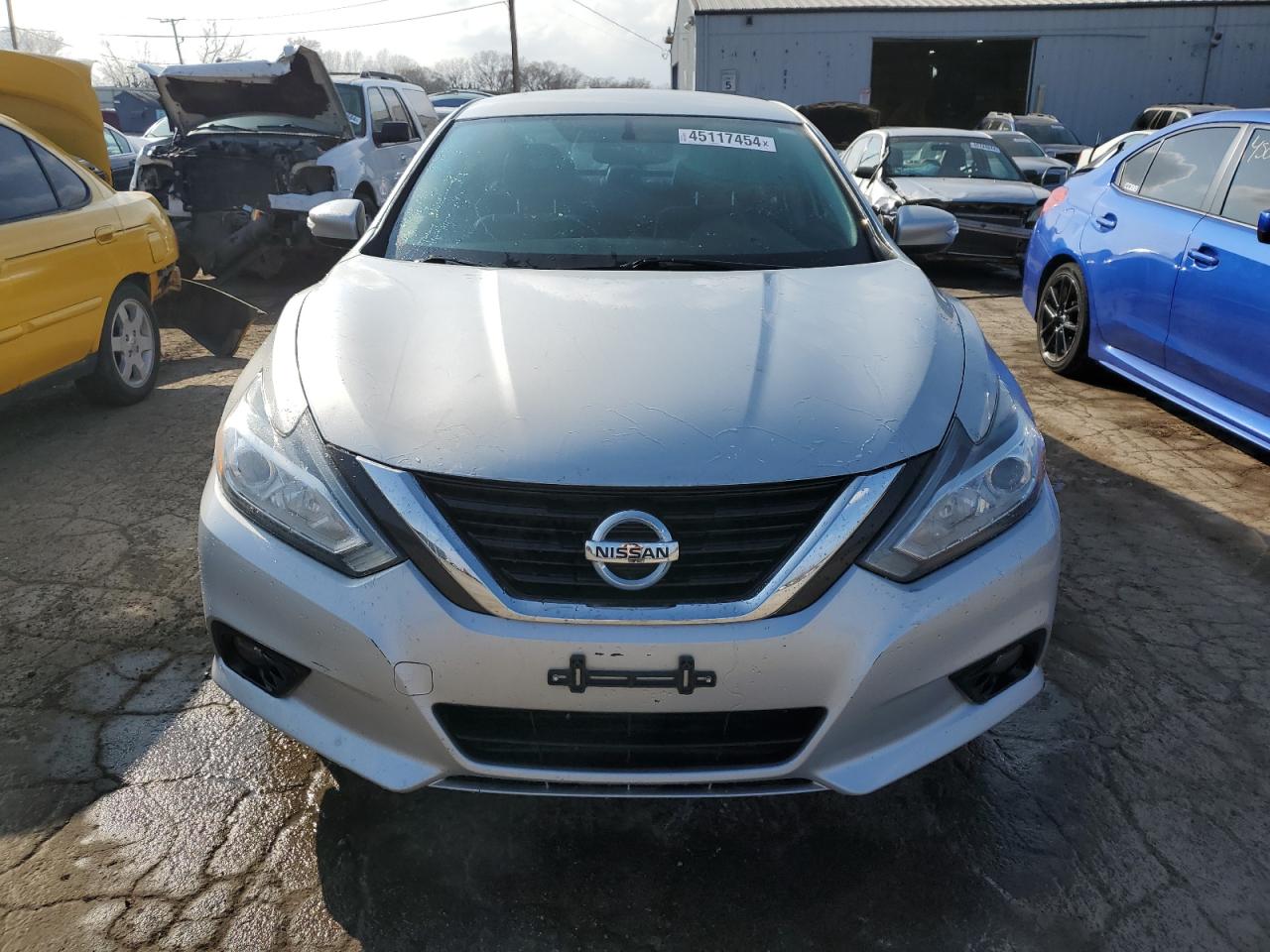 2018 Nissan Altima 2.5 vin: 1N4AL3AP8JC144300