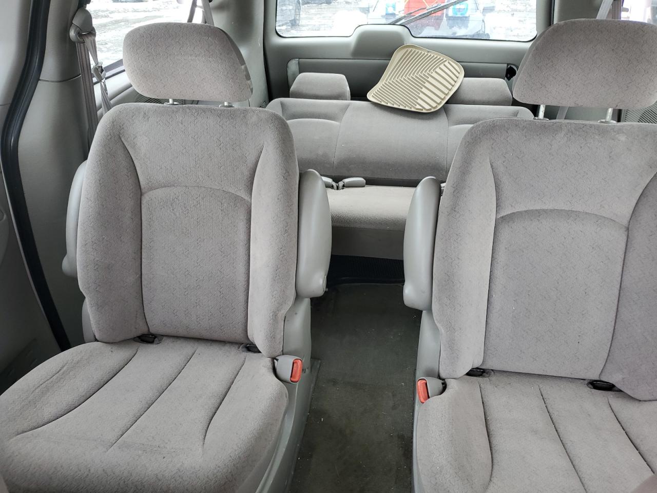 2B4GP44R22R769325 2002 Dodge Grand Caravan Sport