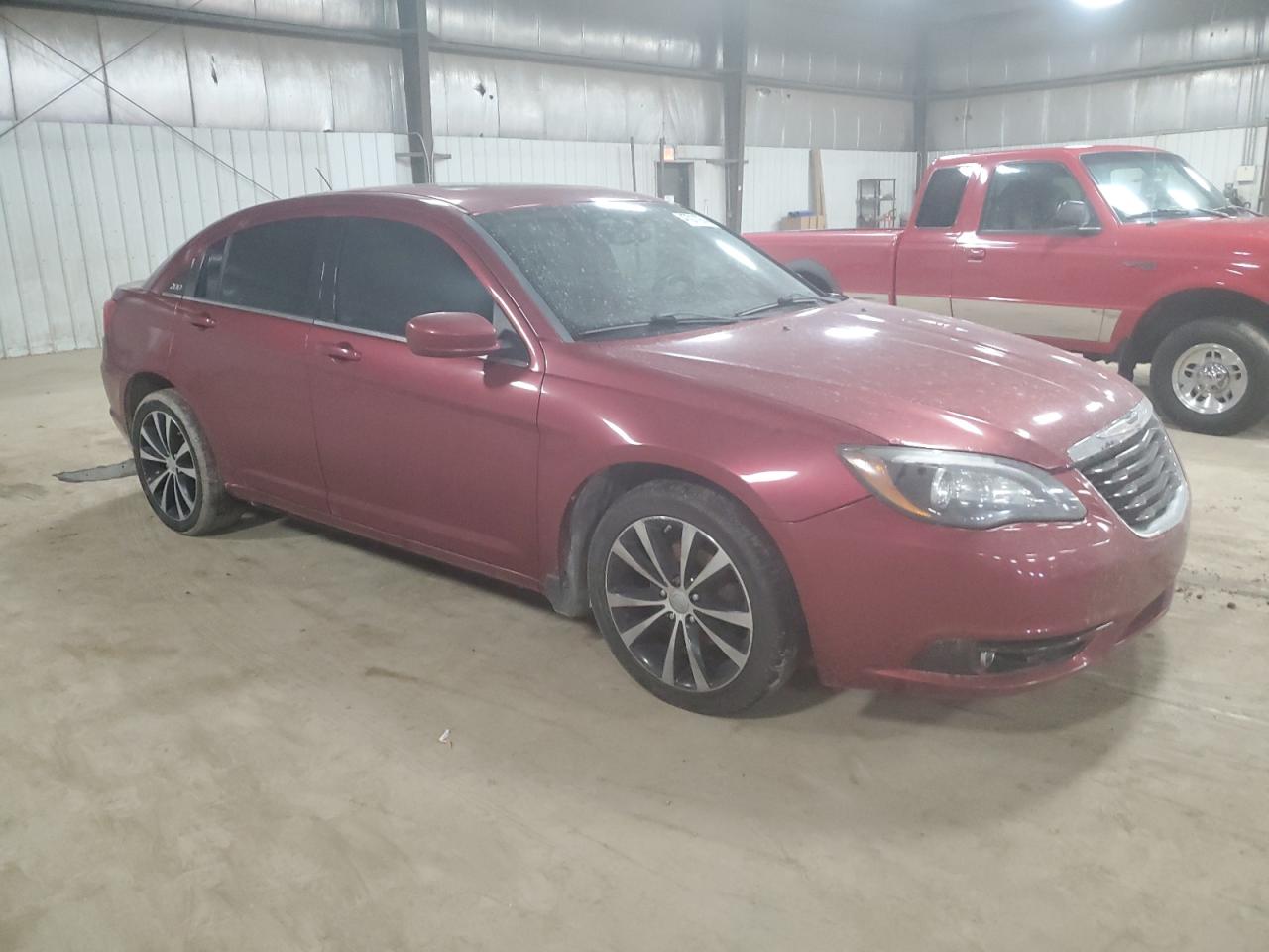 1C3BC8FG0BN566995 2011 Chrysler 200 S