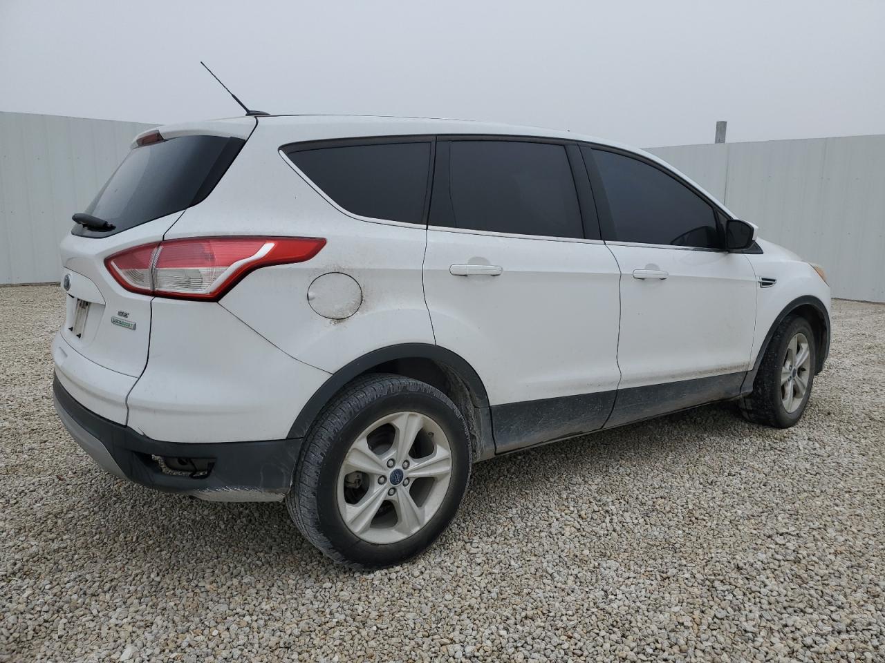 Lot #2489116772 2016 FORD ESCAPE SE