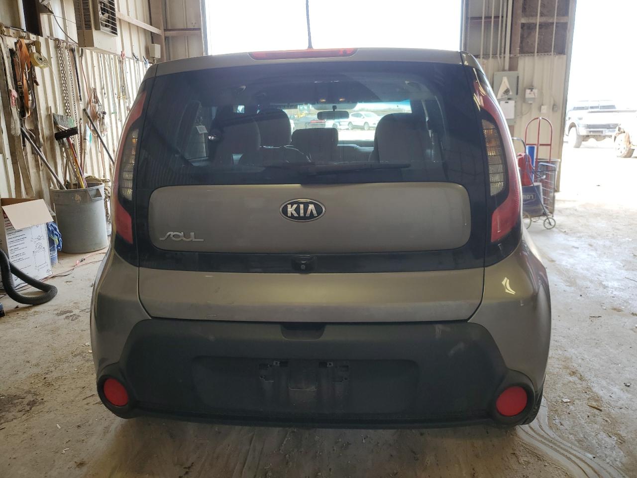 KNDJN2A22G7378551 2016 Kia Soul