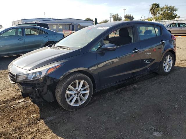 VIN KNAFK5A82H5680422 2017 KIA Forte, LX no.1