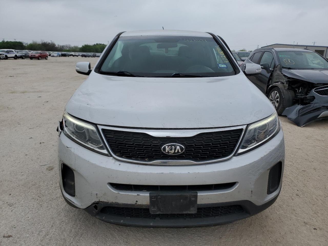 5XYKT3A68FG589158 2015 Kia Sorento Lx