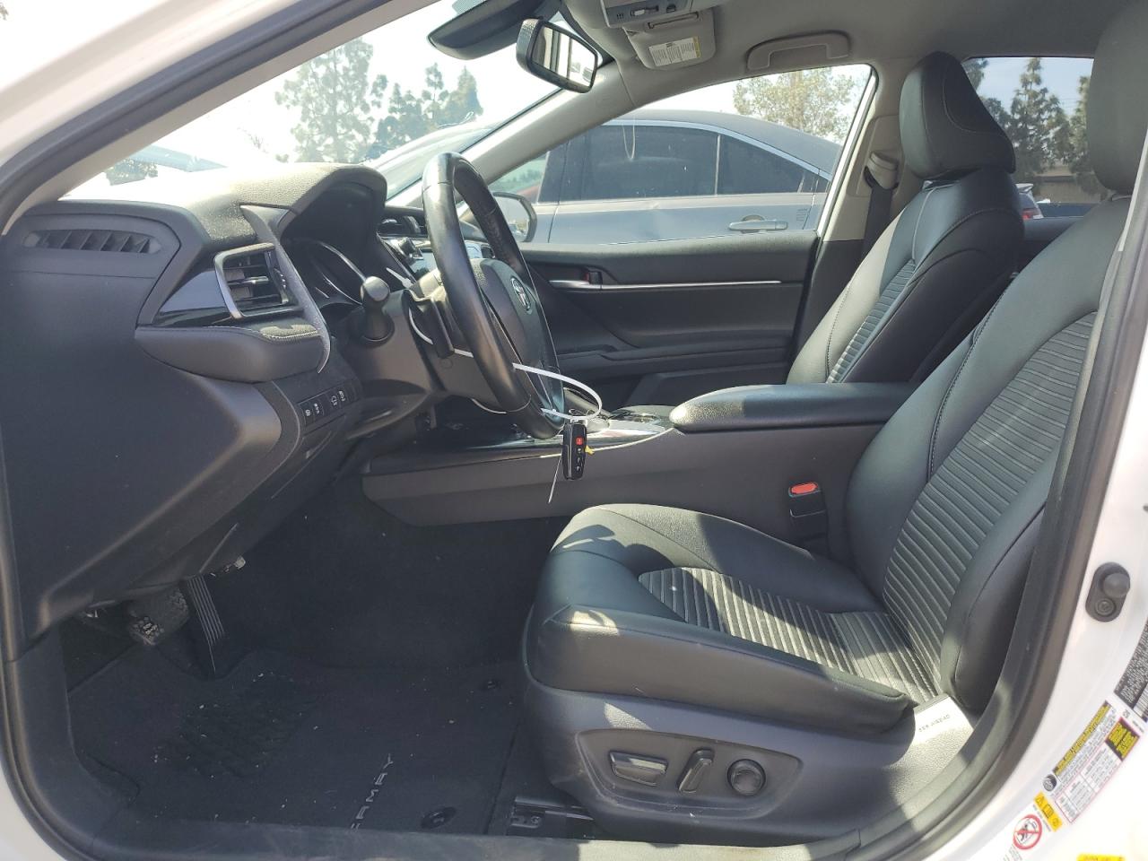 4T1B11HK2KU246489 2019 Toyota Camry L