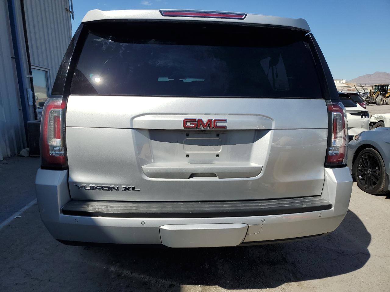 1GKS1FKC1GR133683 2016 GMC Yukon Xl C1500 Sle