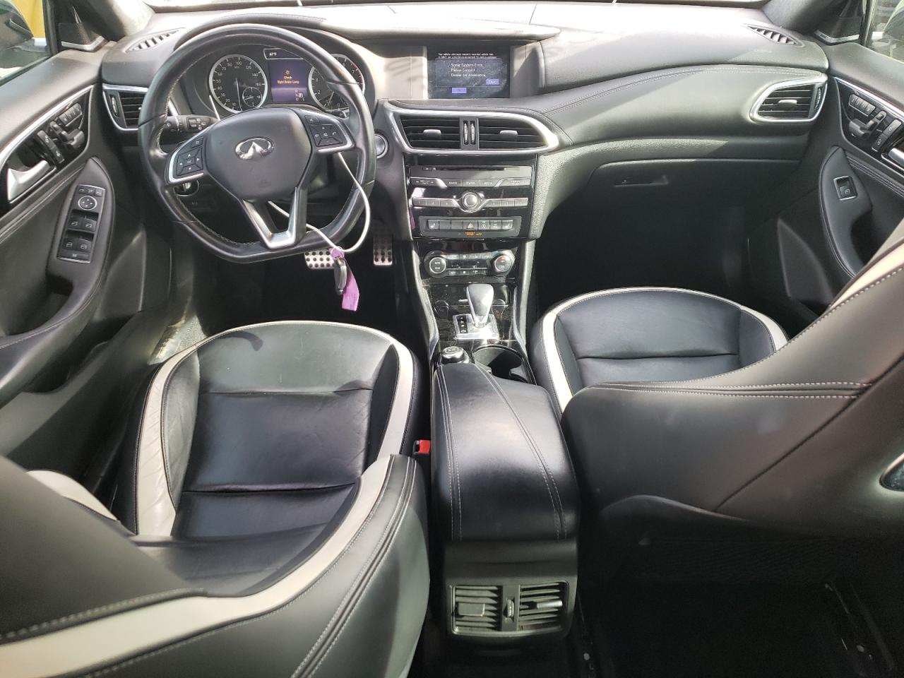SJKCH5CPXHA025650 2017 Infiniti Qx30 Base SJKCH5CPXHA025650 2017 Infiniti Qx30 Base