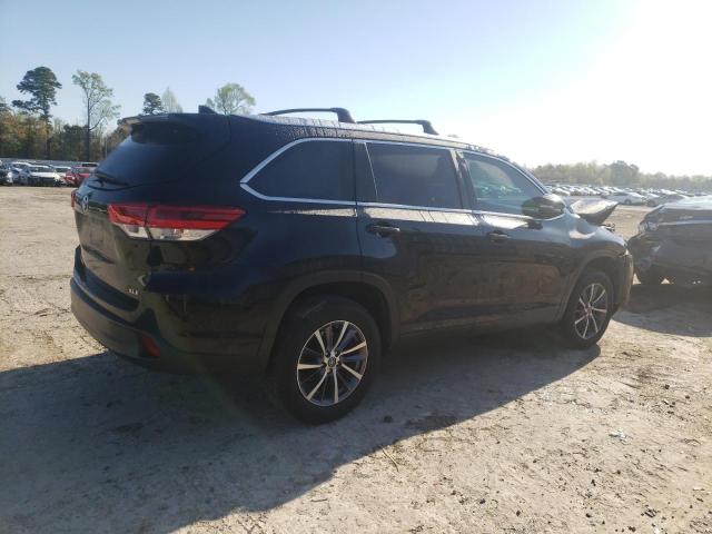 VIN 5TDKZRFH6KS330757 2019 Toyota Highlander, SE no.3