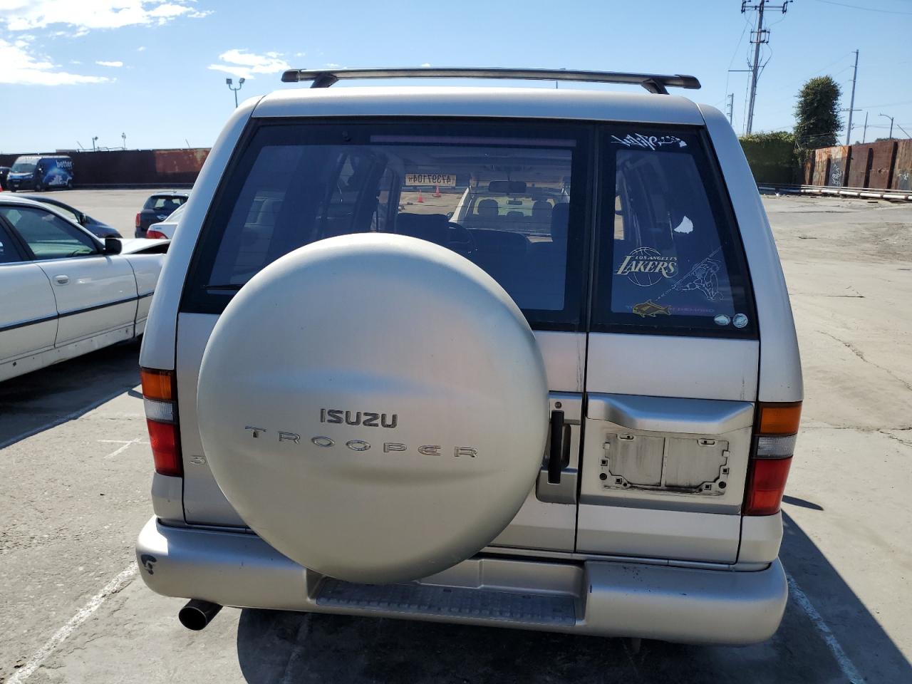 jacdj58x2w7907974 JACDJ58X2W7907974 1998 Isuzu Trooper S