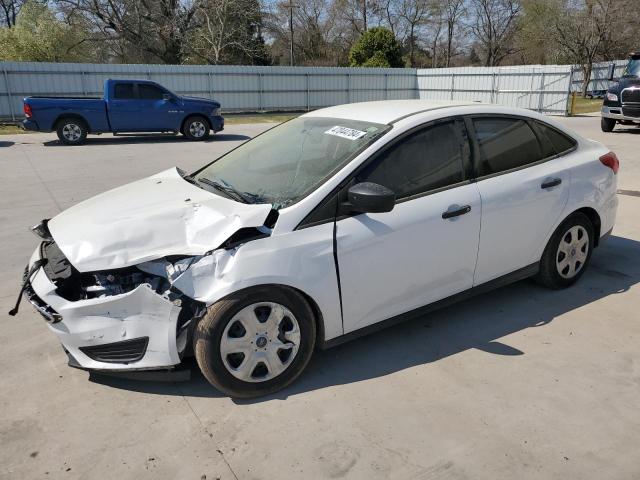 Lot #2438791330 2016 FORD FOCUS S salvage car