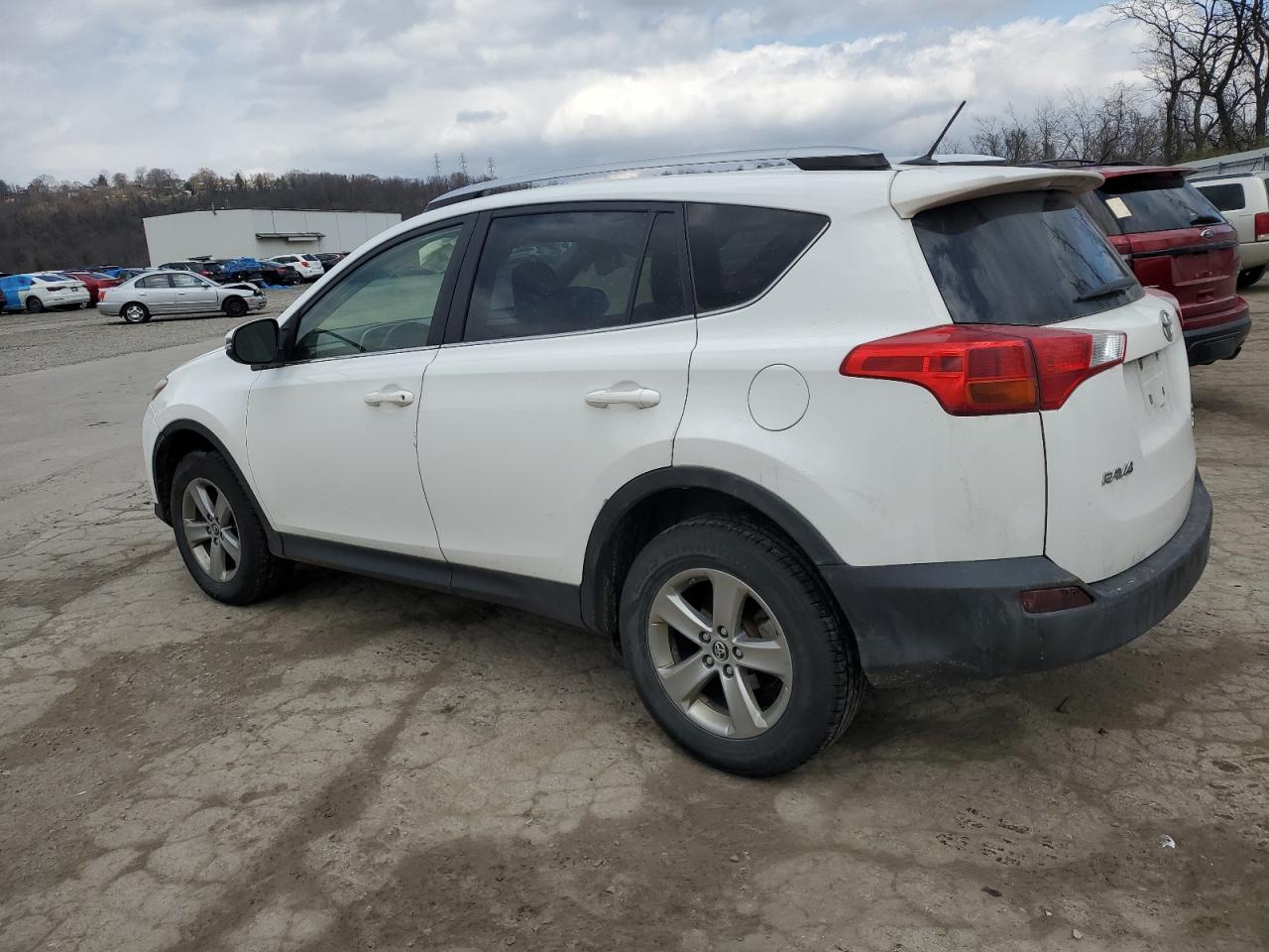 JTMRFREV0FD101720 2015 Toyota Rav4 Xle