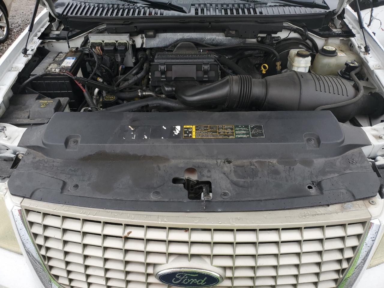 1FMPU17526LB00128 2006 Ford Expedition Eddie Bauer