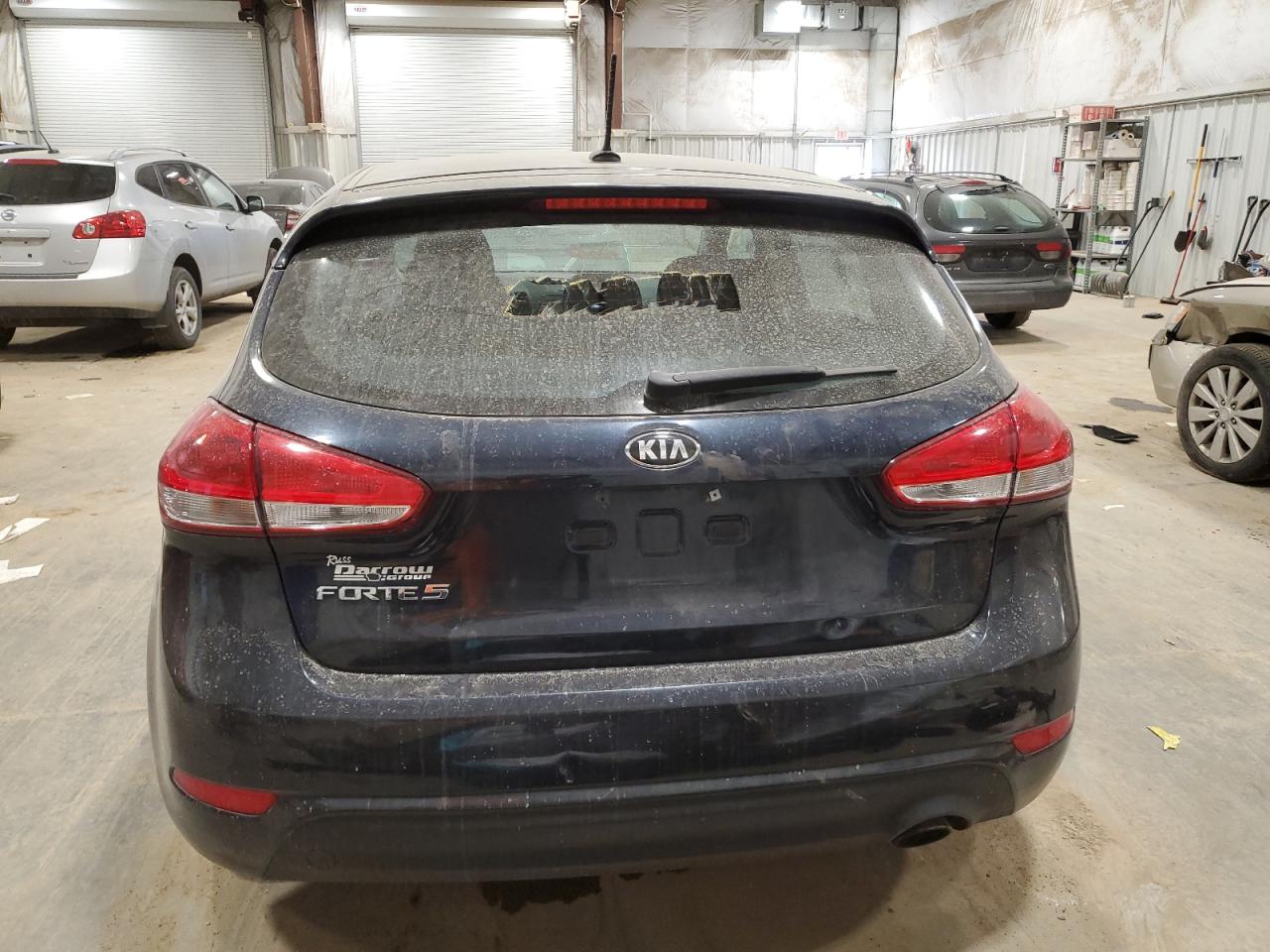 KNAFK5A89H5675640 2017 Kia Forte Lx