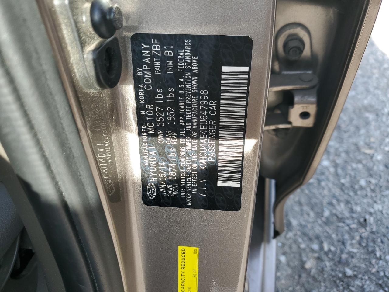 KMHCU4AE4EU647998 2014 Hyundai Accent Gls