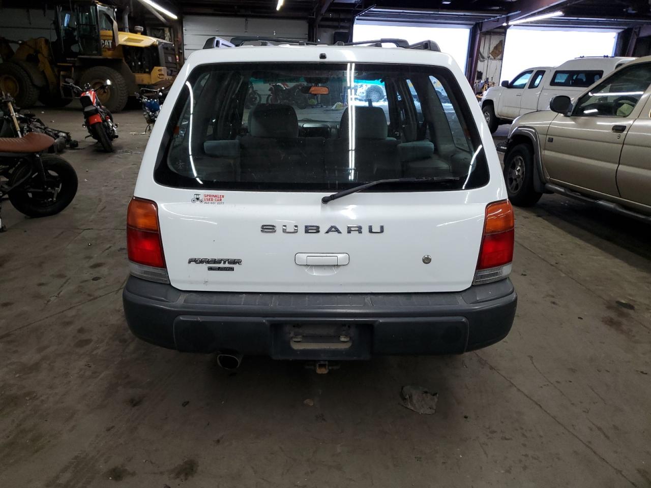 JF1SF6357YH710517 2000 Subaru Forester L
