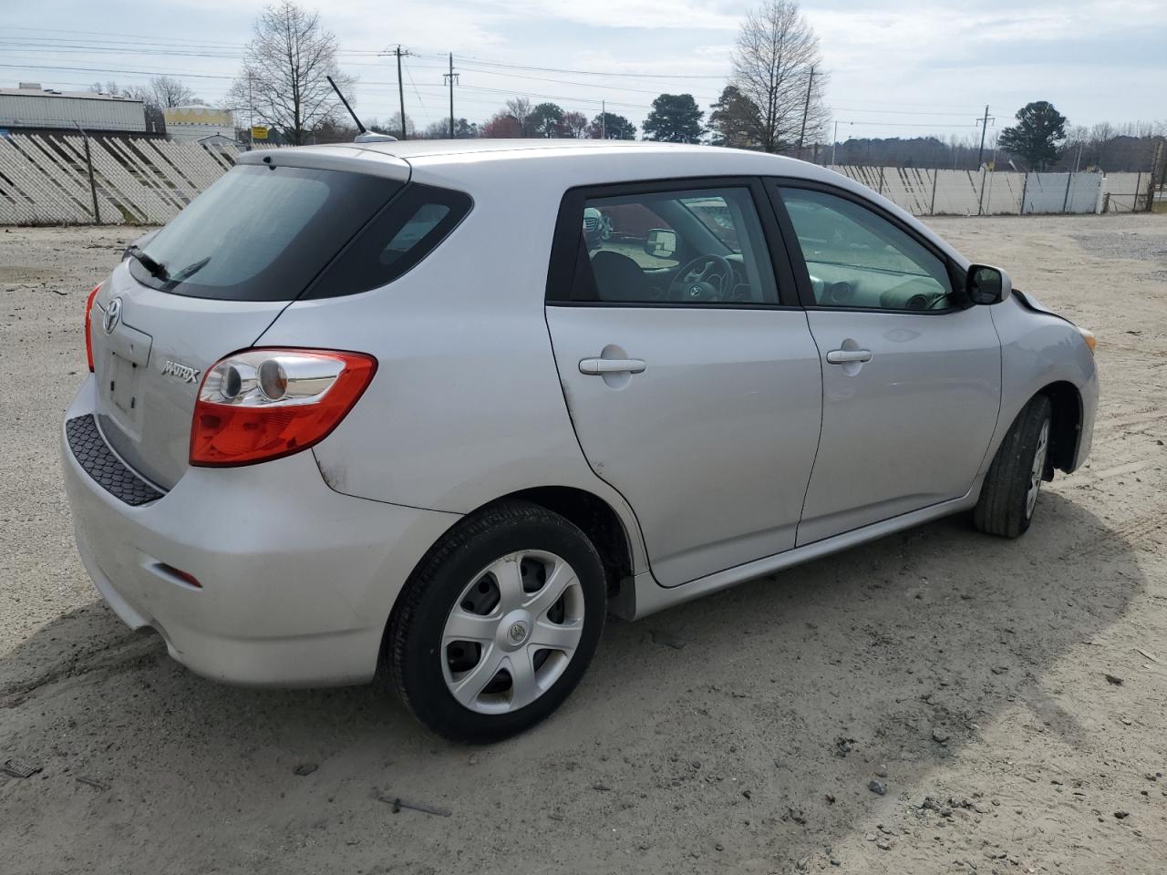 4T1B11HK3KU744698 2019 Toyota Camry Se