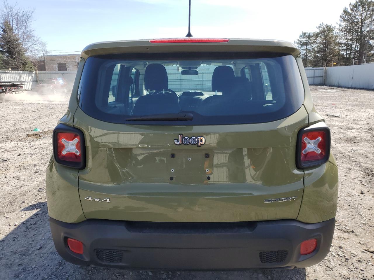 ZACCJBAT6FPB77895 2015 Jeep Renegade Sport