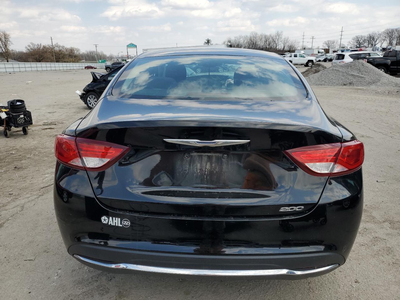 1C3CCCABXFN697862 2015 Chrysler 200 Limited