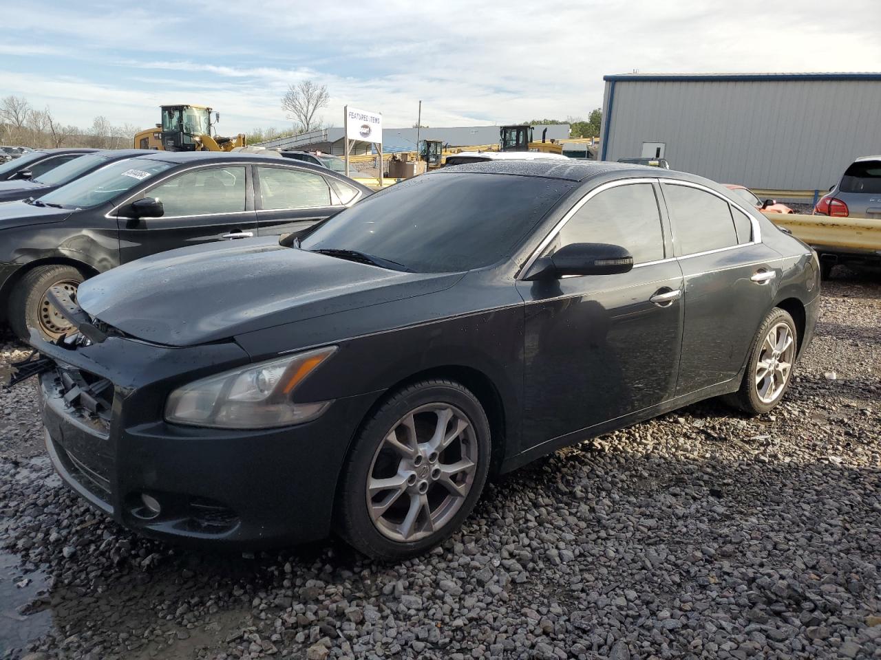 NISSAN MAXIMA S -