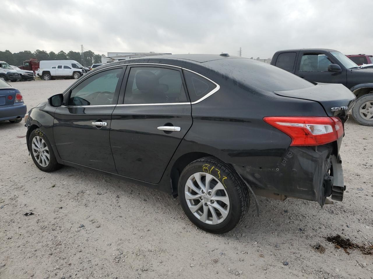 3N1AB7AP7JY284711 2018 Nissan Sentra S