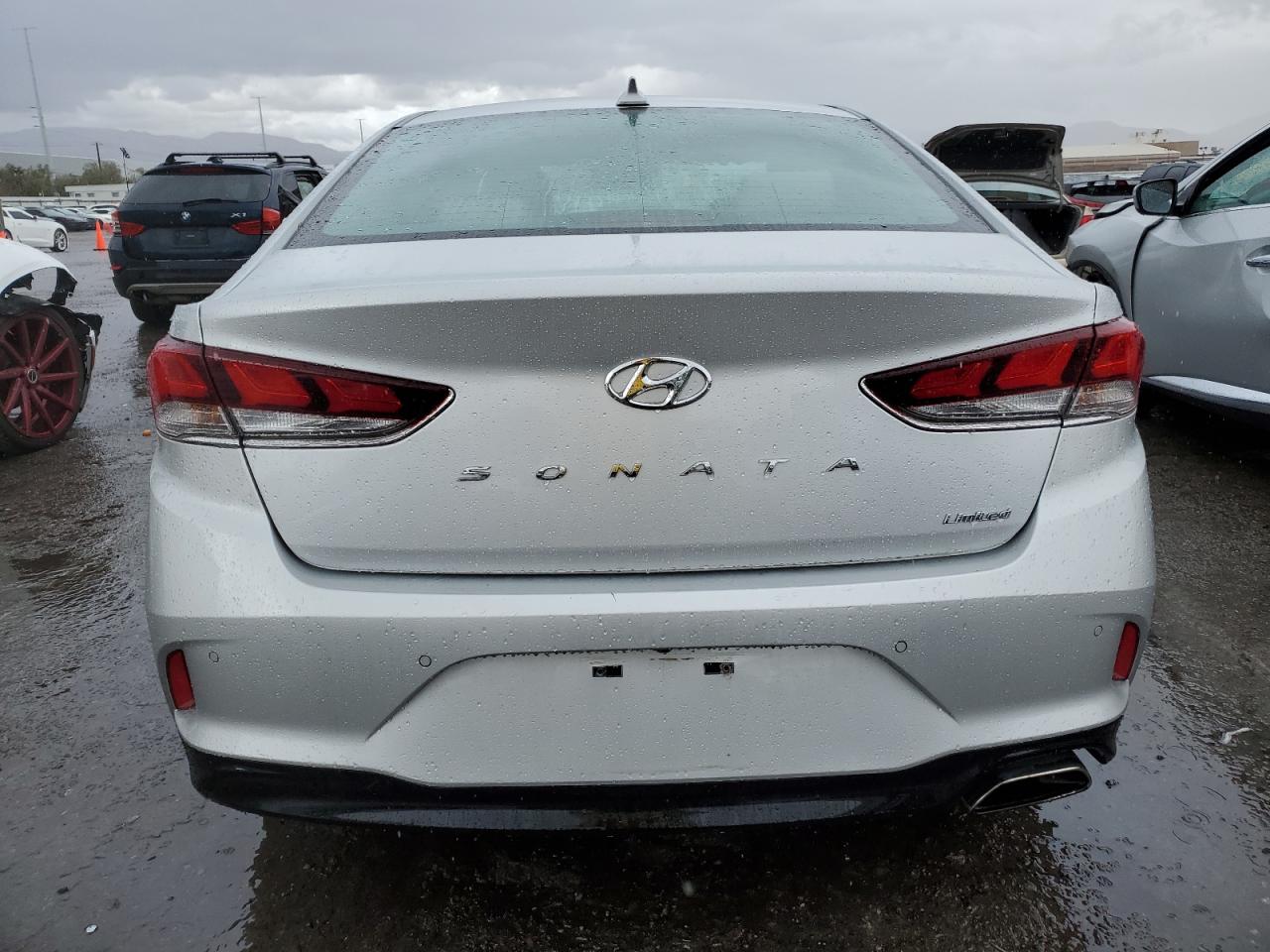 2018 Hyundai Sonata Sport vin: 5NPE34AF9JH692500